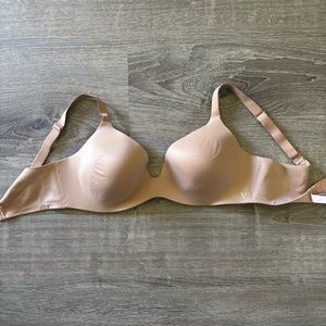 Victoria's Secret Nude Seamless Bra